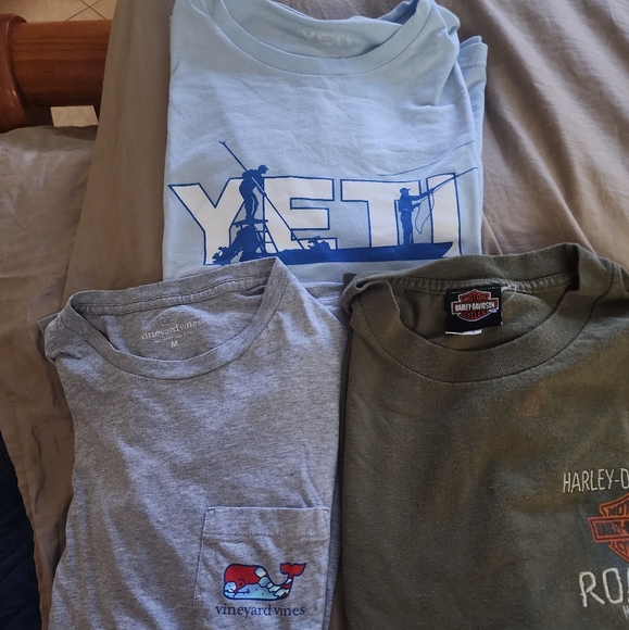 Vineyard Vines Other - 3 mens tshirt bundle